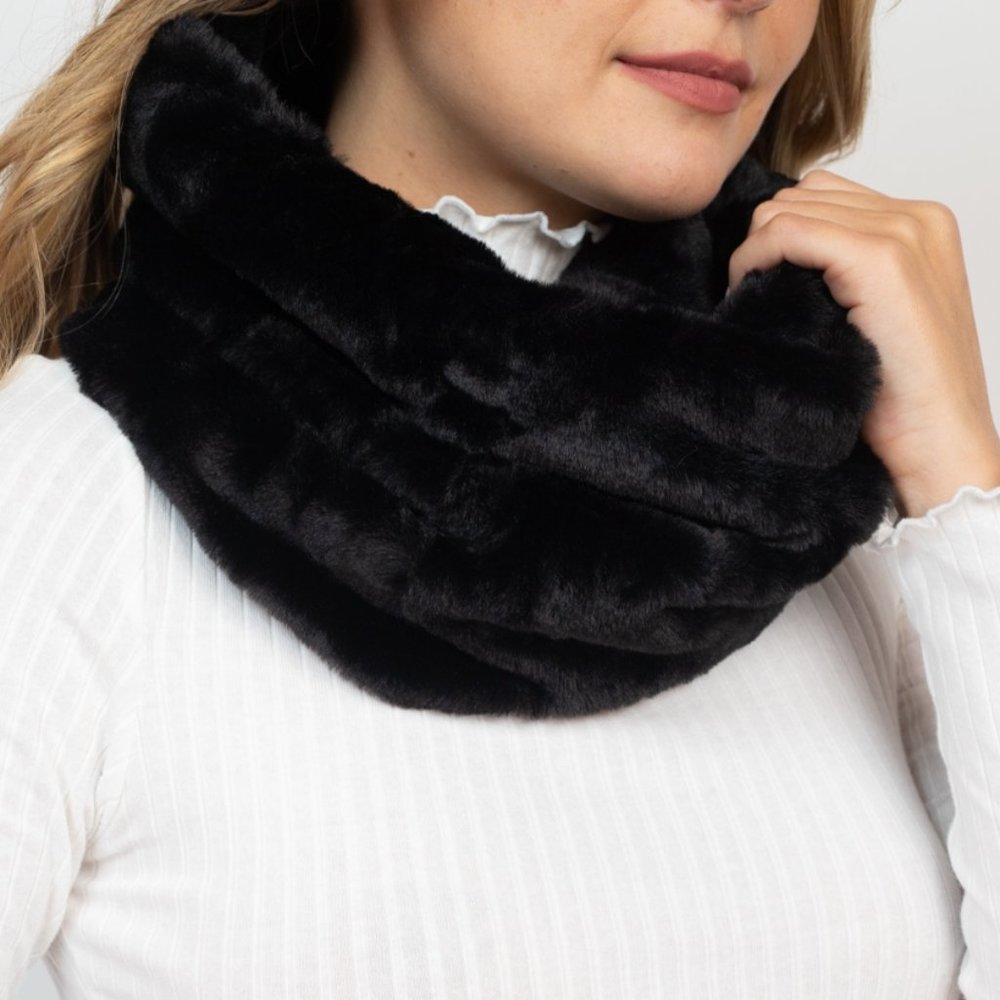 Black Infinity Soft Fur Scarf